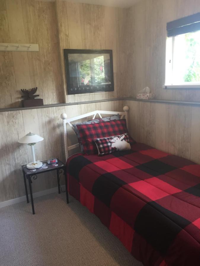 Silvern Lake Trail Bed&Breakfast Smithers Exterior foto